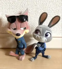 ディズニーキャラクター フィギュア フラッフィー フロッキー加工の新感覚フィギュア！バンプレスト「Fluffy Puffy
