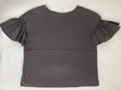 シャーリングブラウス