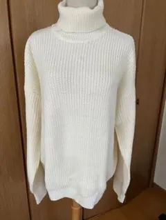 ざっくりタートルネック ニット白
