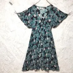 ☆最終オークション☆　ロングワンピース　総柄　　M〜L位