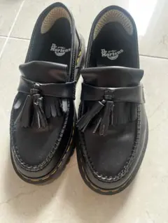 Dr. Martens ブラック タッセルローファー フリンジ付き 27㎝ - メルカリ