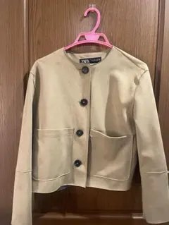 ZARA ベージュ ノーカラージャケット Sサイズ