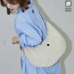 MARY QUANT × PUBLUX ショルダーバッグ　オフホワイト