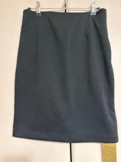 CECIL McBEE ミニ丈 黒スカートのサムネイル
