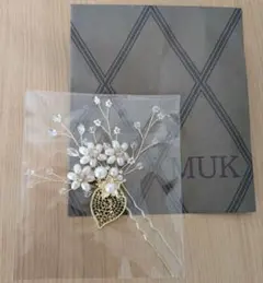 【新品】 ゴールド 花とパールのヘアピン