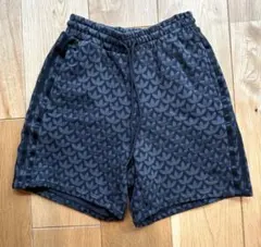 adidas ブラック パターン ショートパンツ S