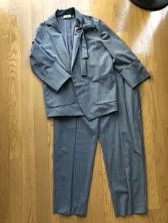MAX&CO 新品ストライプ スーツのサムネイル