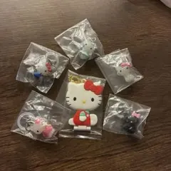 ハローキティ 目印アクセサリー5個＆ミラー8を１個