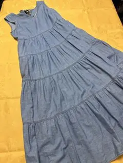 ユニバーバルミューズ　デニム風ワンピース　 フリーサイズ　美品のサムネイル