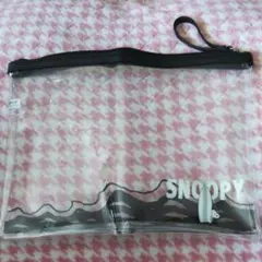 スヌーピー　ポーチ　クリア　ビニール　クラッチバッグ　小物入れ