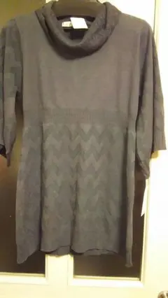 Belle HABILLER グレーの七分袖チュニック 織り入り 新品、タグ付き
