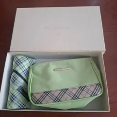 新品　BURBERRY　ポーチ&ハンカチおまとめ　グリーンチェックのサムネイル