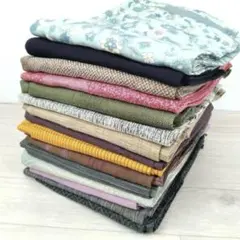 B-7【着物まとめ15枚】大量 リメイク材料 正絹 大島 絣 花柄 小紋 紬