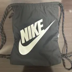 NIKE ナップサック　黒