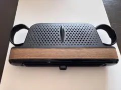 スピーカー型アクセサリー 黒と木目調