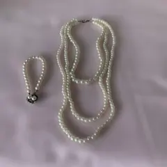 ホワイトパール ネックレスとブレスレット セット