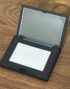 匿名配送 NARS リフ粉 ミニサイズ