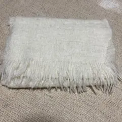 ホワイト フリンジ付き マフラー