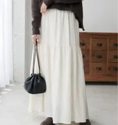 ディスコート アイボリー サテンワッシャーティアードロングスカート