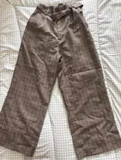 チェック柄 ワイドパンツ ベルト付き　秋服　ページボーイ