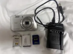 【美品】Nikon COOLPIX S3600 シルバー 本体のサムネイル