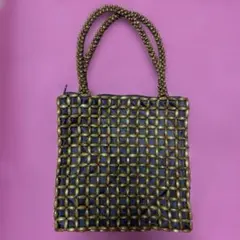 木のビーズ　ビーズバッグ