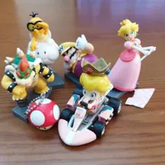スーパーマリオカートフィギュア＆ボールチェーンつきスーパーキノコ