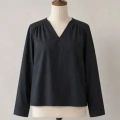 未使用タグ付 Theory セオリー とろみVネックブラウス L 紺のサムネイル