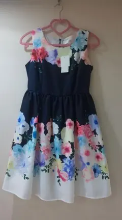 【新品/未使用】TOCCO 花柄ワンピース