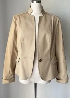 【お値引】超美品　バーバリー　42サイズ　ベージュ ジャケット立ち襟