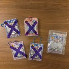 サンリオキャラクターズ シャカシャカフレークシール風チャーム ポチャッコ