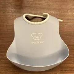 BABYBJÖRN シリコンお食事エプロン 水色