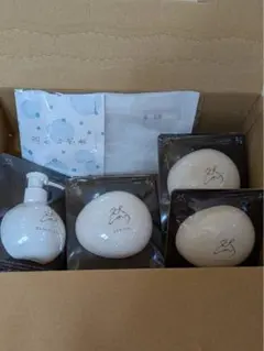 届いたばかり！新品◆よかせっけん3個 ぼんたんクレンジグ1個 ネット1個のサムネイル