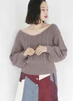 オフショルシャギーニット