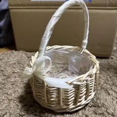 アイボリー 籐製 リングピロー用バスケット