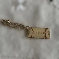 a.v.v ゴールドカラー チャームのサムネイル