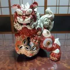 九谷焼 シーサー 唐獅子　九谷八幡窯　金彩　椿　魔除け　守り神 九谷焼 シーサー 唐獅子 九谷八幡窯 金彩 椿 魔除け 守り神 2025