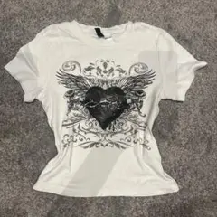 ハートと翼のグラフィックTシャツ