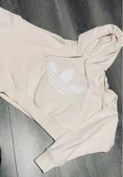 adidas アディダスオリジナルス　クロップド丈