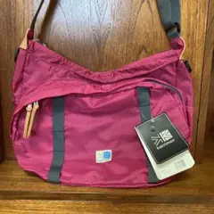 【新品未使用】karrimor ショルダーバッグ　メッセンジャーバッグ　マゼンタ