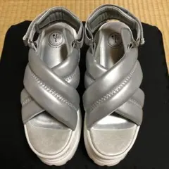 ヨースケYOSUKE厚底サンダル （シルバー）2605008 24.0cm