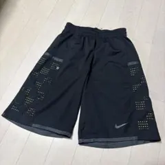 NIKE DRI-FIT ハーフパンツ ブラック Mのサムネイル