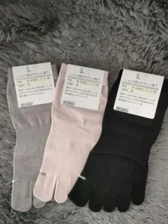 【まつ様】tabio reg labo 絹のやさしい靴下5本指ソックス3足セット