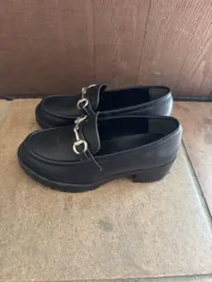 美品　黒のローファー 20㎝　ヒール高め