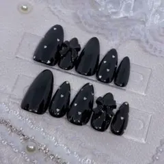 【No.8】ネイルチップ ブラックハートホロネイル