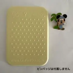 PinFolio Mini ピンフォリオ ピンバッジボード ライトイエローのサムネイル