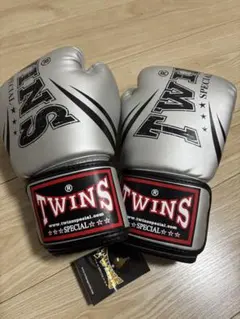 2025年最新】twins ボクシンググローブ 8の人気アイテム - メルカリ