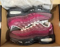 KITH × Nike GS Air Max 95 "El Dorado"のサムネイル
