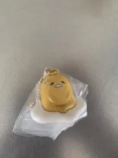 サンリオ ぐでたま ぺたんこマスコットteamいえろー ガチャガチャ ストラップ