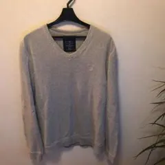 AMERICAN EAGLE  Vネックセーター